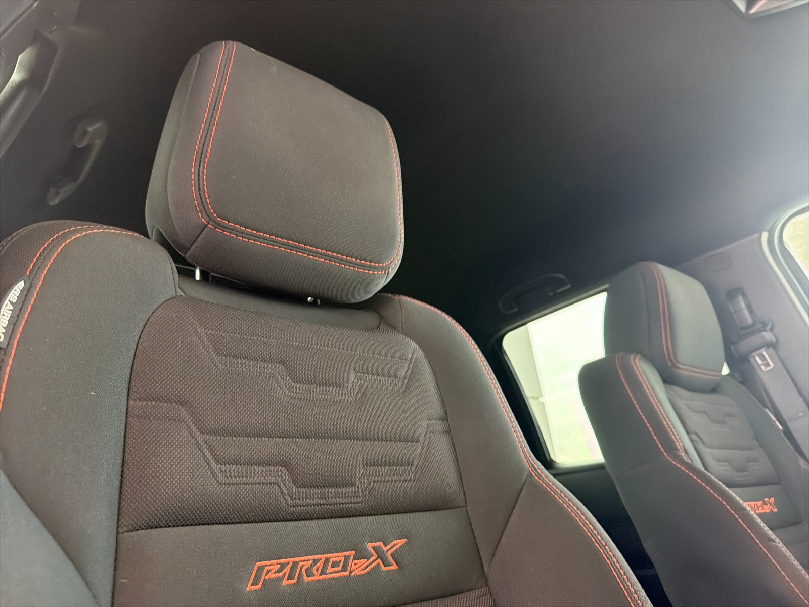 Used 2024 Nissan Frontier Pro-X RWD image 18