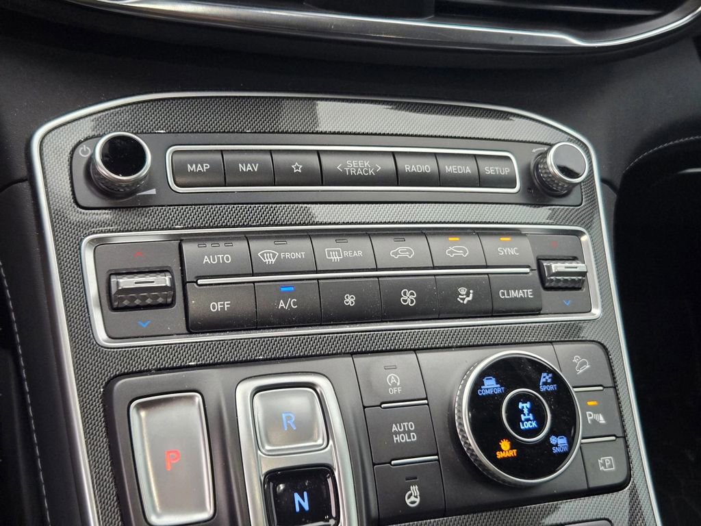 Used 2023 Hyundai Santa Fe Limited image 31