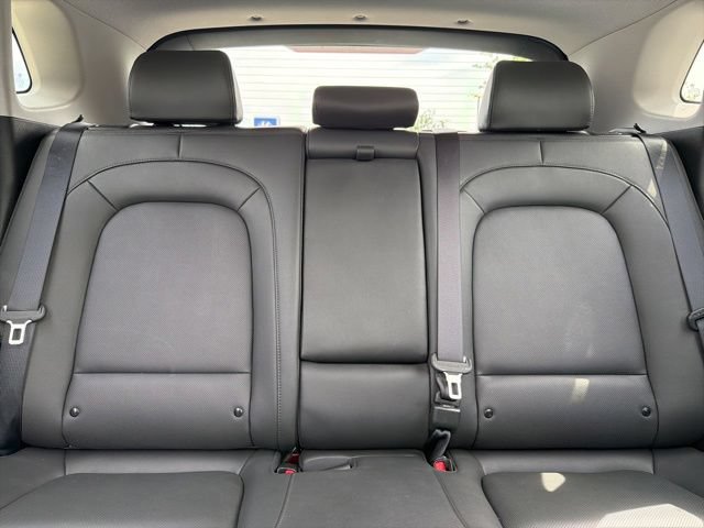 Used 2022 Hyundai Kona Limited AWD/4WD image 31