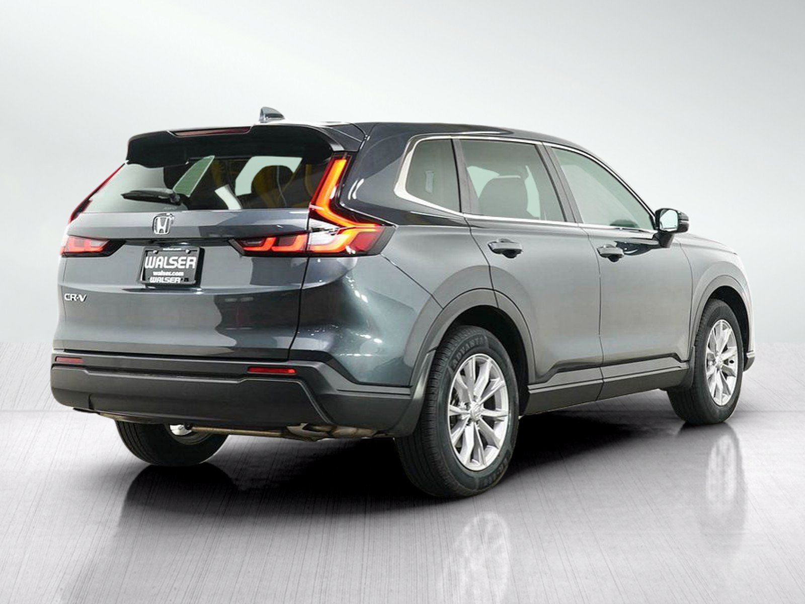 Used 2024 Honda CR-V EX image 5