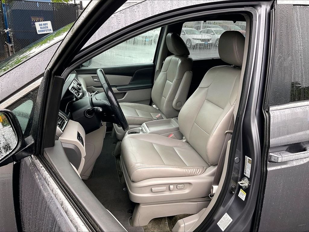 Used 2015 Honda Odyssey EX-L image 10