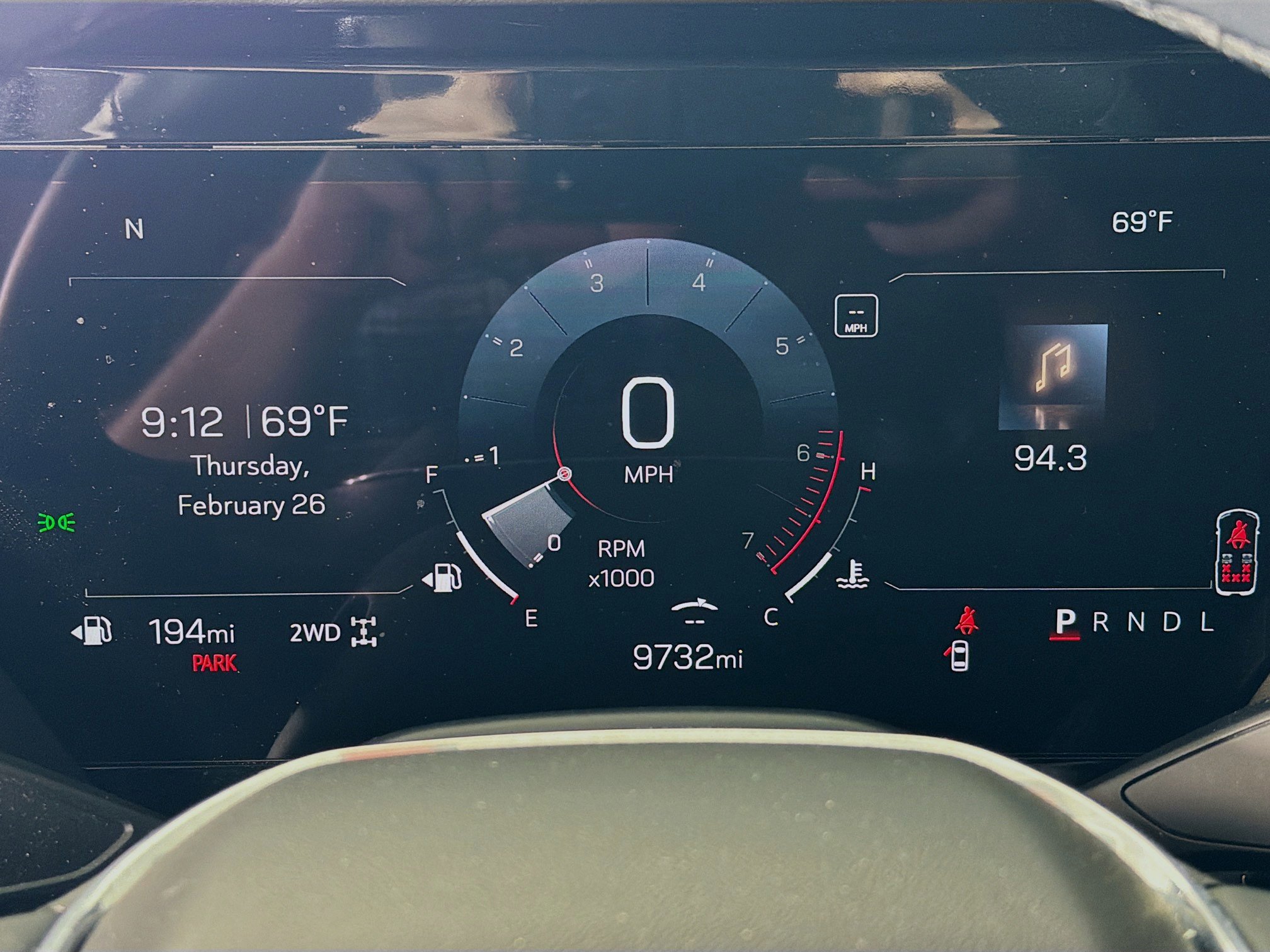 Used 2025 GMC Yukon XL Elevation image 14