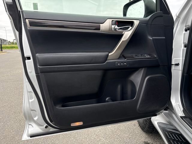 Used 2014 Lexus GX 460 AWD/4WD image 18