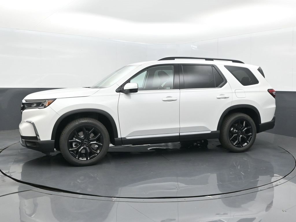 New 2025 Honda Pilot Touring image 10