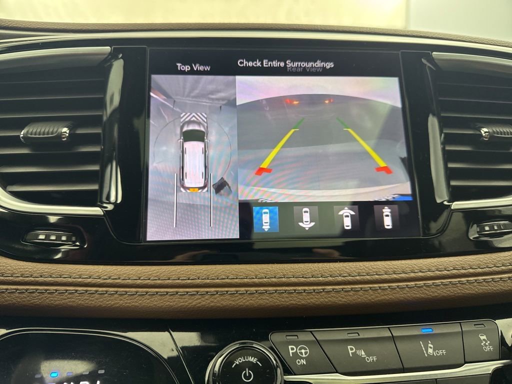 Used 2020 Chrysler Pacifica Limited w/ Advanced Safetytec Group image 18