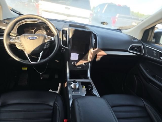 Used 2023 Ford Edge SEL w/ Convenience Package AWD/4WD image 12