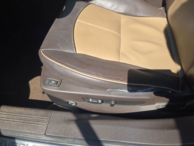 Used 2011 Chevrolet Malibu LTZ w/ LPO, Convenience Package FWD image 7