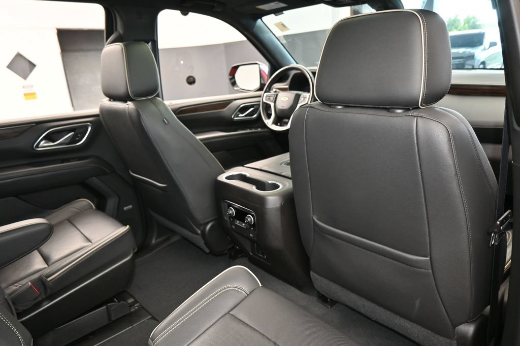 Used 2021 Chevrolet Tahoe Premier w/ Premium Package RWD image 53