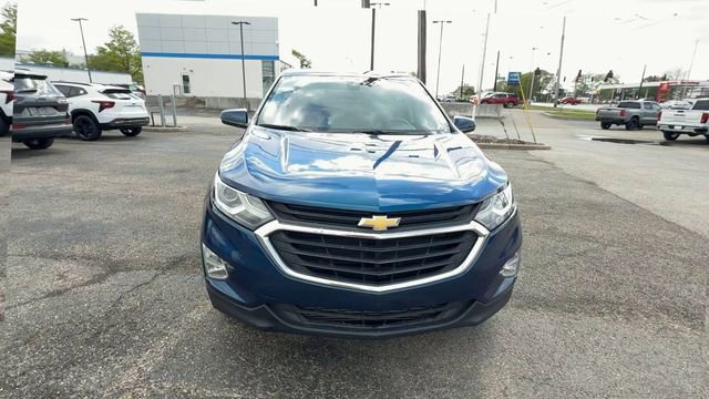 Used 2020 Chevrolet Equinox LT w/ Driver Convenience Package FWD image 3
