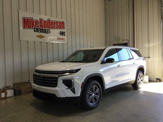 New 2026 Chevrolet Traverse LT w/ LPO, Floor Liner Package image 1