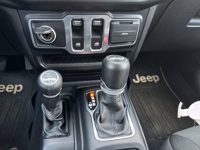 Used 2019 Jeep Wrangler Sport S image 13