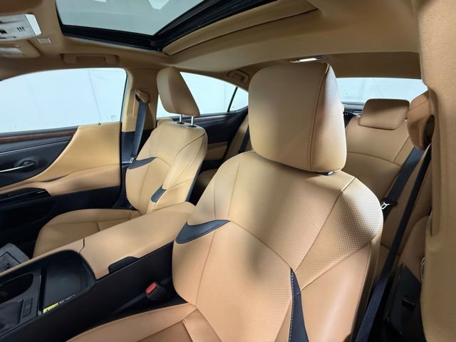Used 2025 Lexus ES 350 w/ Premium Package FWD image 20