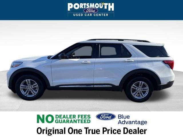 Used 2022 Ford Explorer XLT w/ Equipment Group 202A image 2