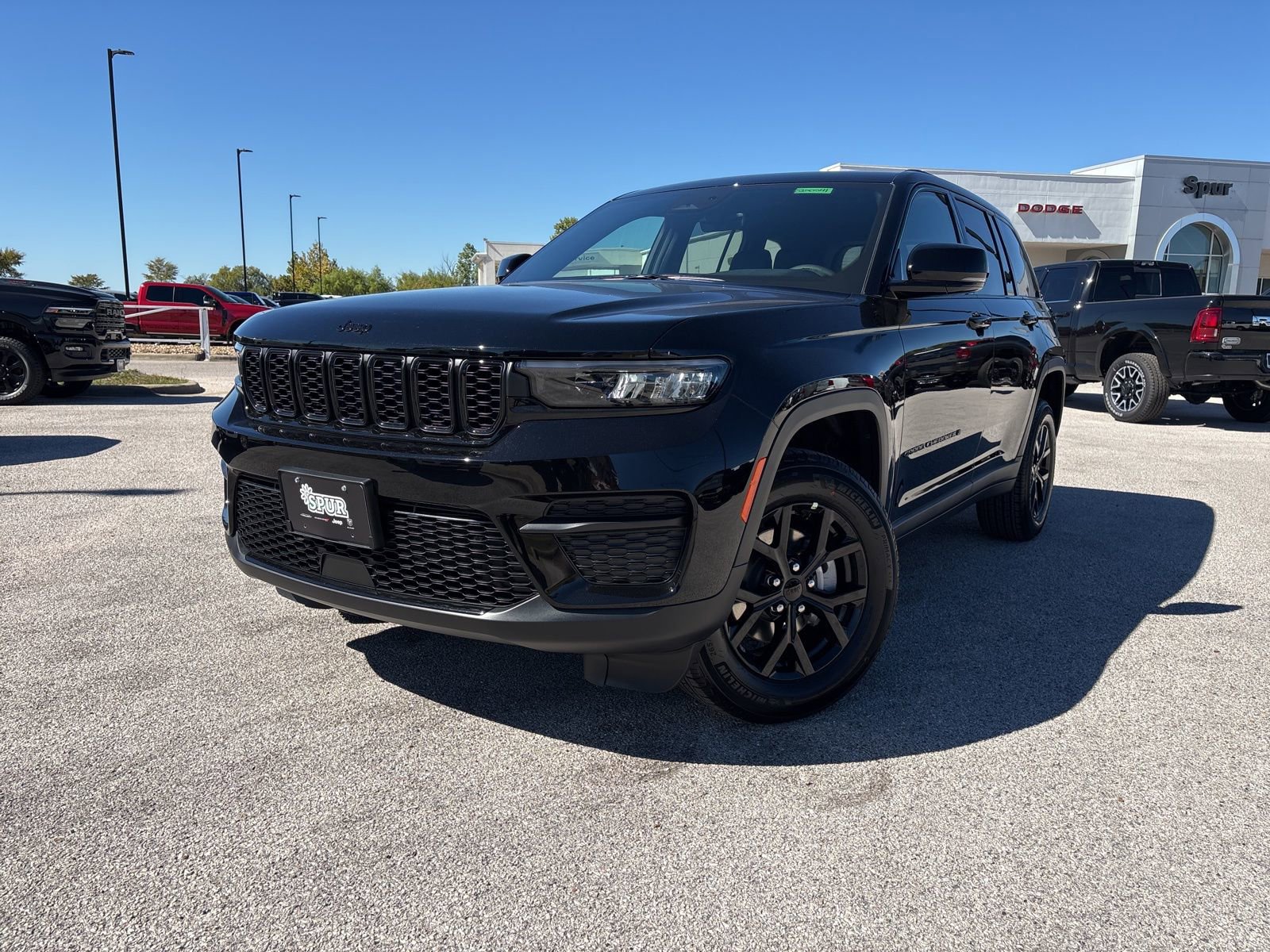 New 2025 Jeep Grand Cherokee Altitude