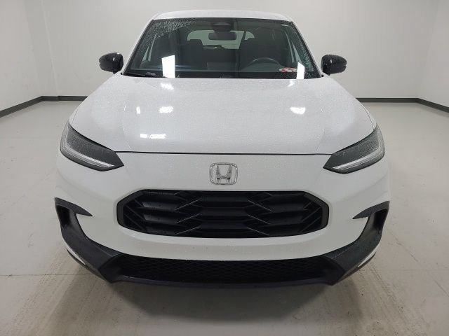 Used 2025 Honda HR-V Sport image 2