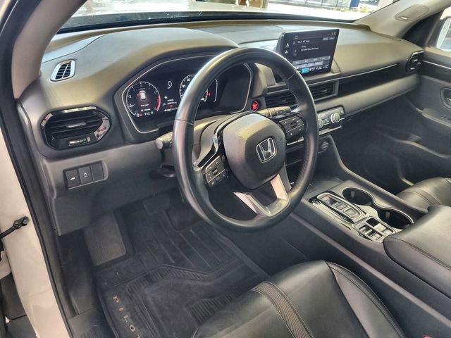 Used 2023 Honda Pilot Touring image 14