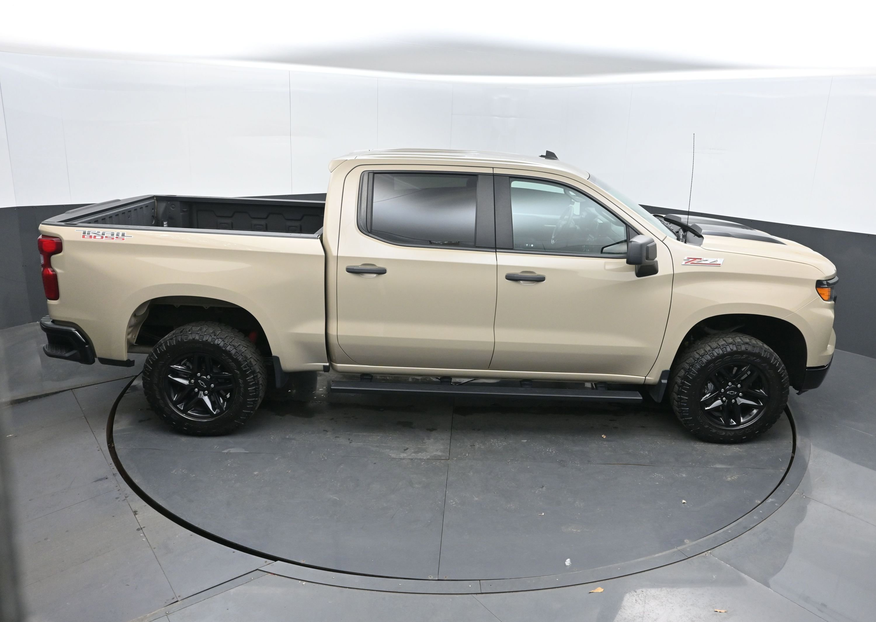 Certified 2022 Chevrolet Silverado 1500 Custom Trail Boss image 40