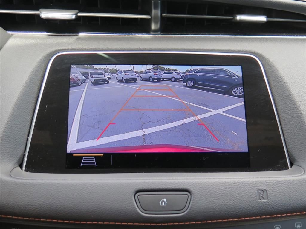 Used 2019 Cadillac XT4 Premium Luxury AWD/4WD image 18