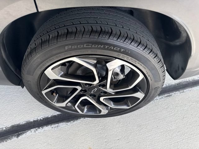 Used 2024 Chevrolet Trax RS FWD image 20
