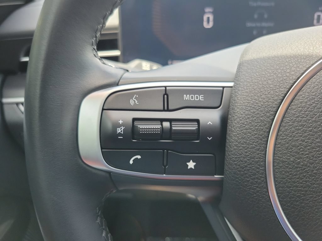 Used 2025 Kia K5 GT-Line w/ GT-Line Premium Package FWD image 19