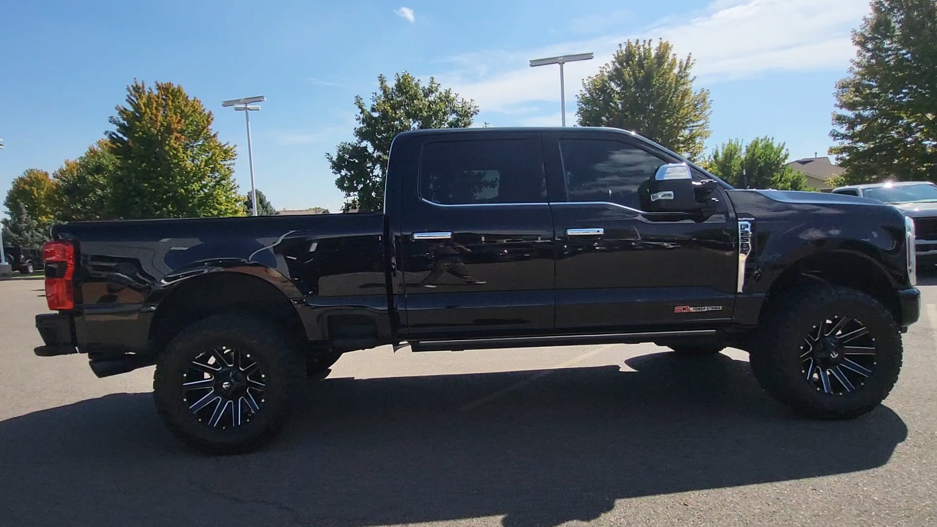 Used 2024 Ford F250 Platinum AWD/4WD image 8