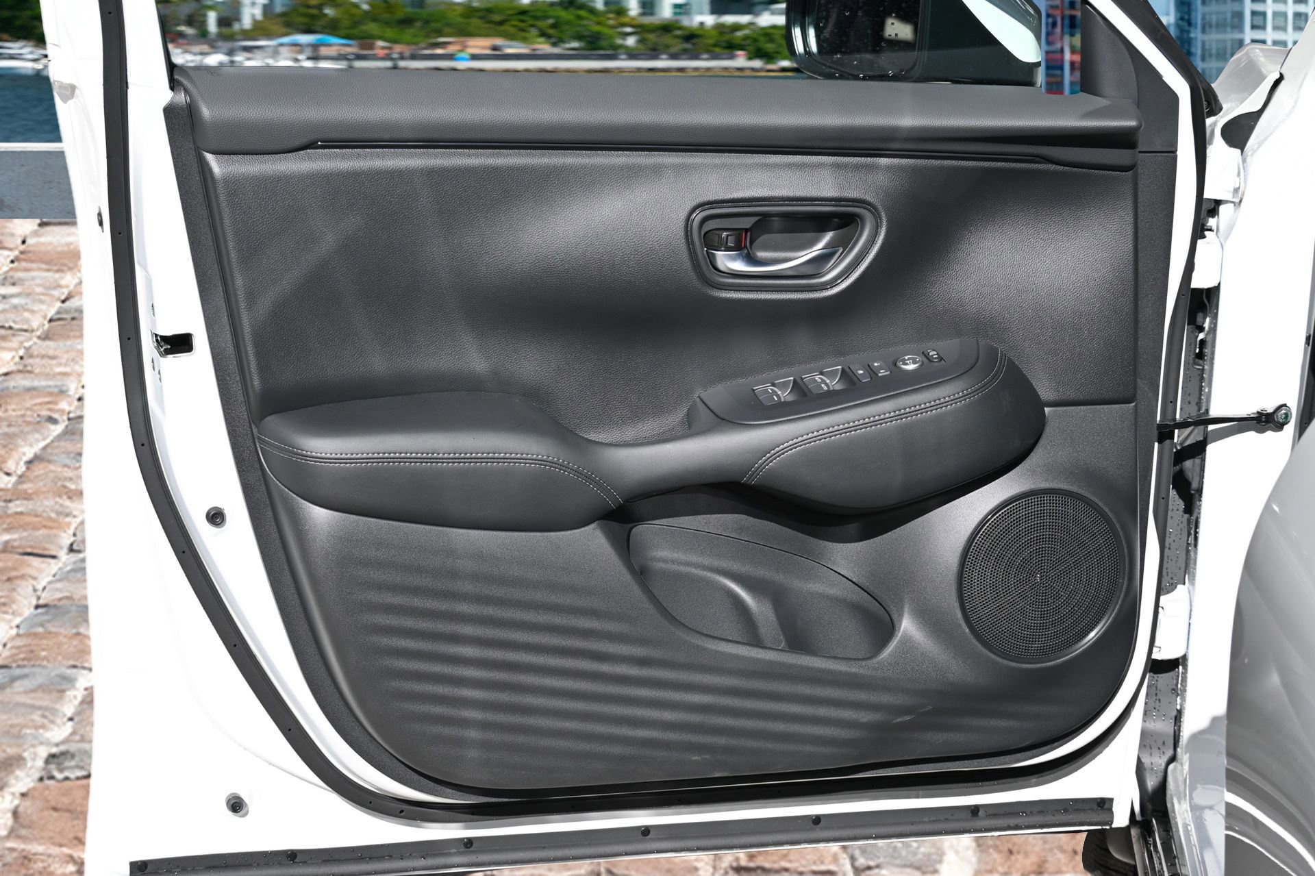 New 2026 Honda HR-V EX-L image 10