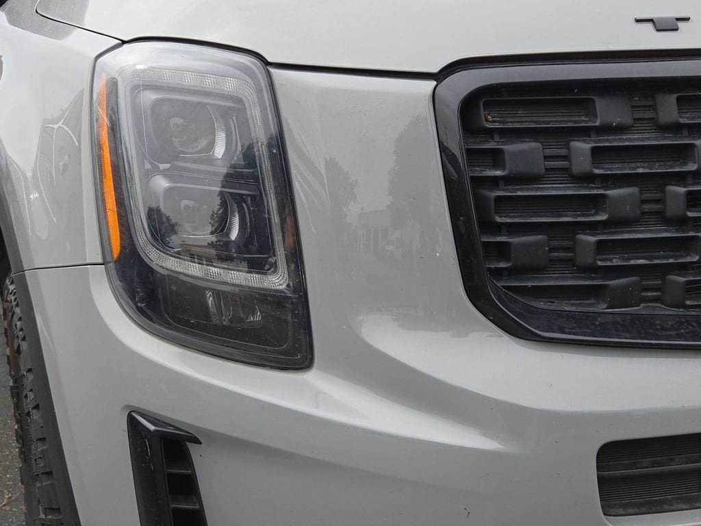 Used 2022 Kia Telluride SX w/ SX Prestige Package AWD/4WD image 4