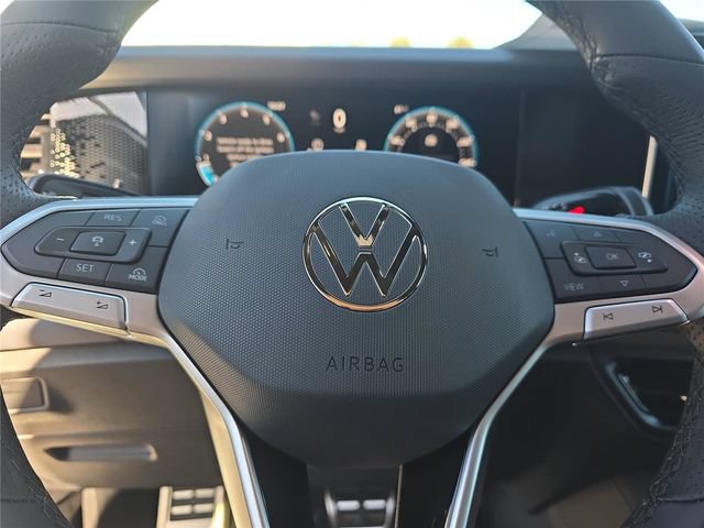 New 2026 Volkswagen Tiguan SE R-Line AWD/4WD image 23