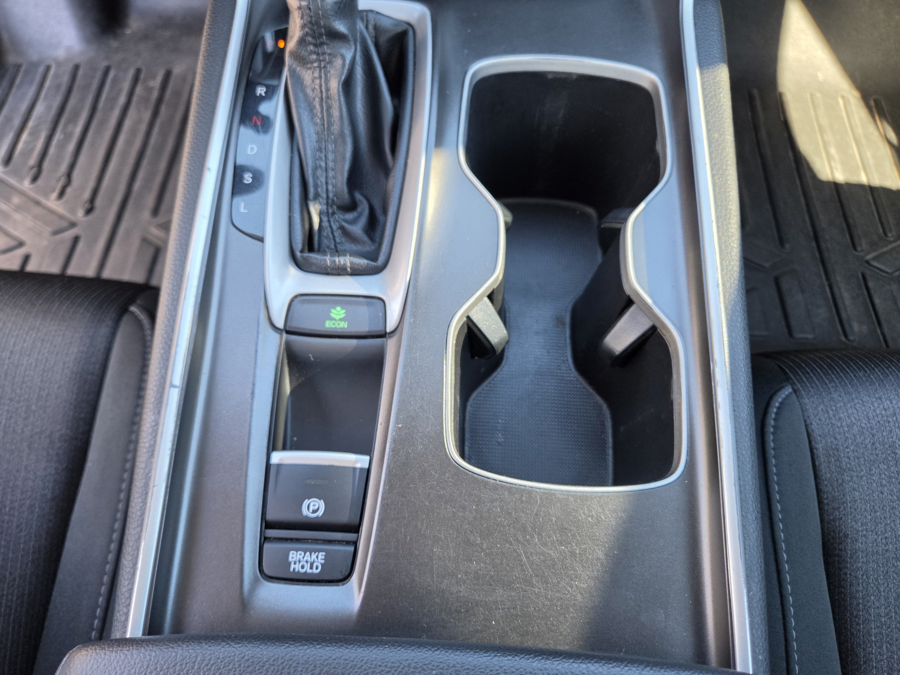 Used 2020 Honda Accord LX image 13