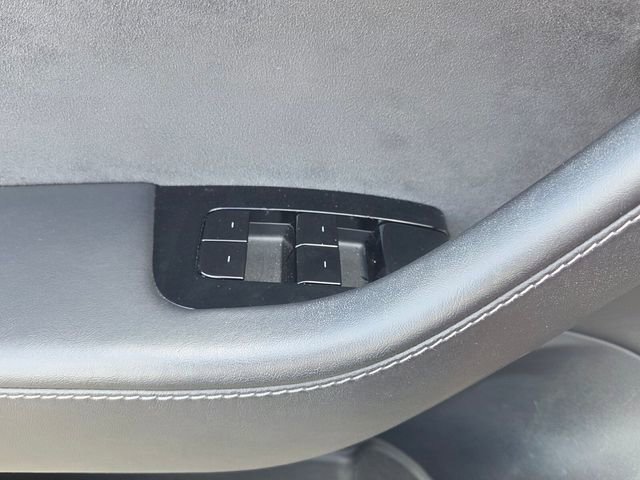 Used 2020 Tesla Model 3 Performance image 27
