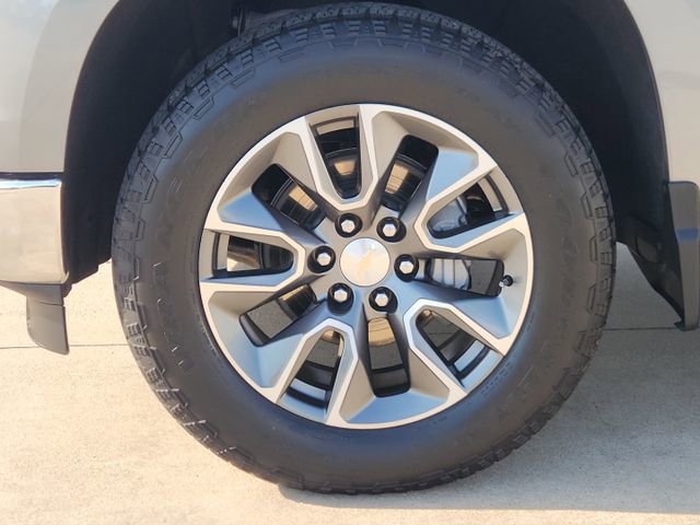 Used 2023 Chevrolet Silverado 1500 LT AWD/4WD image 10