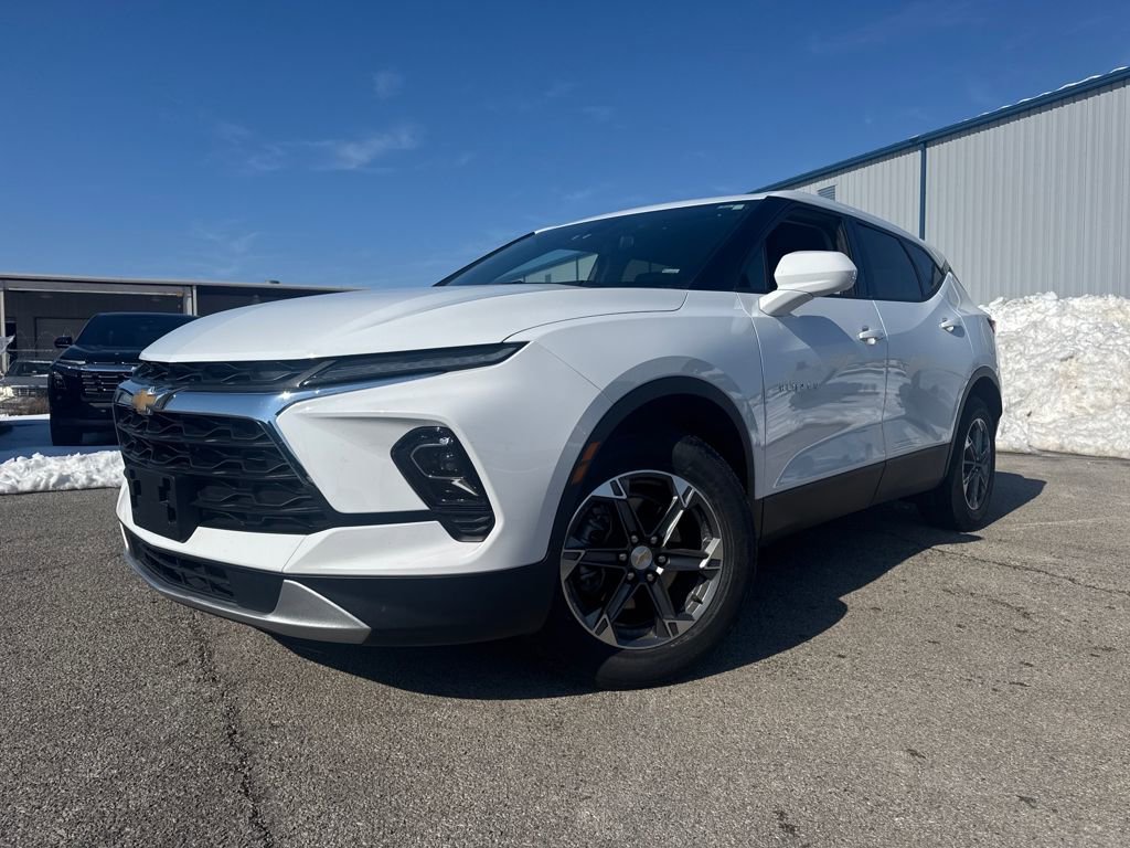 Used 2025 Chevrolet Blazer LT