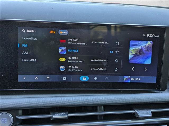 Used 2025 Hyundai Santa Cruz SEL FWD image 11