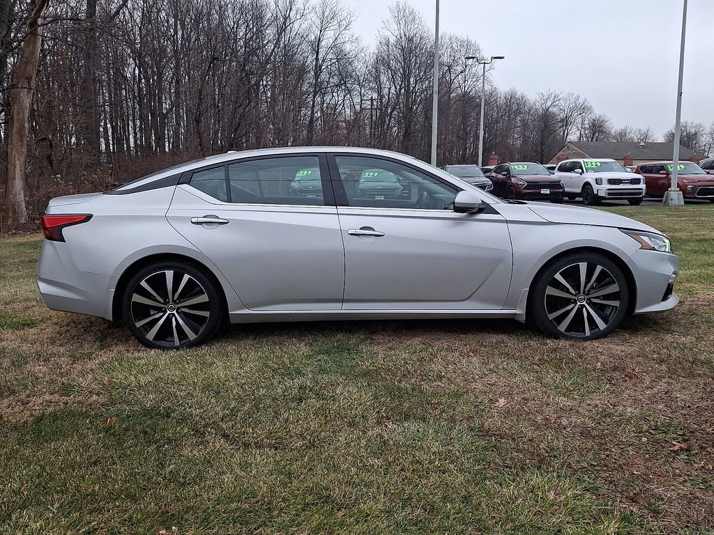 Used 2019 Nissan Altima 2.0 Platinum image 7