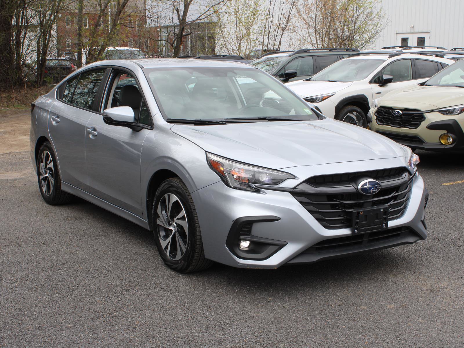 Used 2025 Subaru Legacy Premium w/ Popular Package #1 AWD/4WD image 3