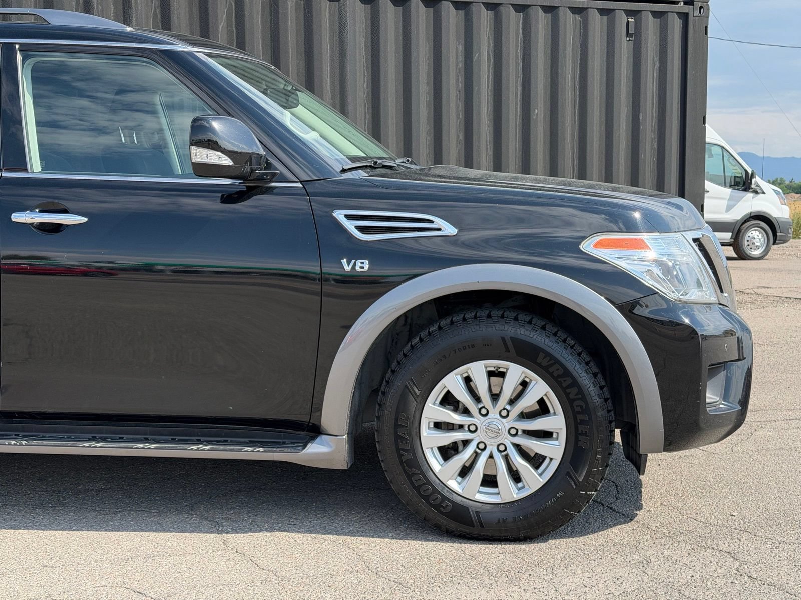 Used 2019 Nissan Armada SV w/ Driver Package AWD/4WD image 4