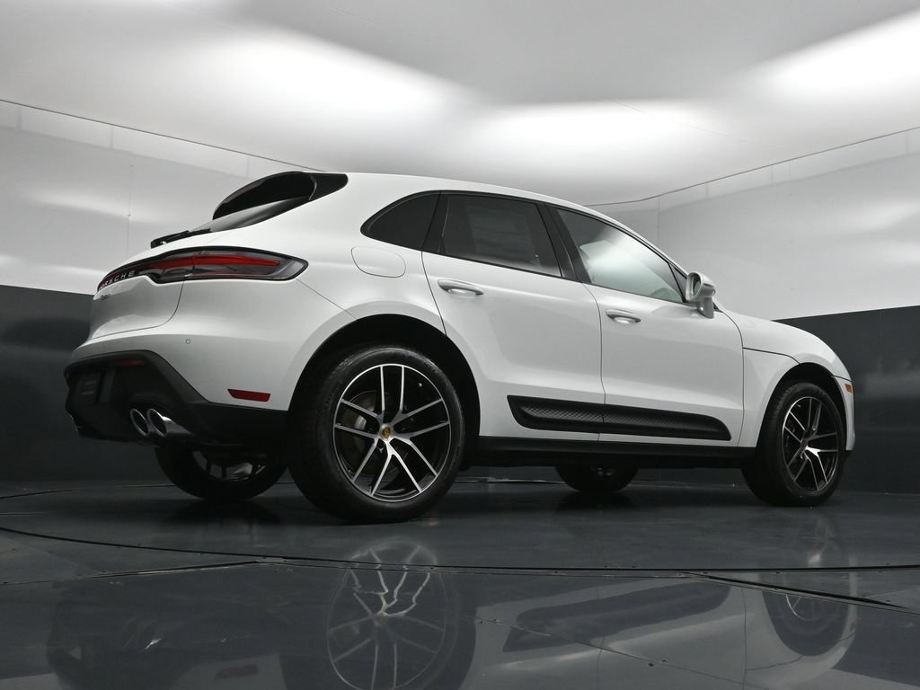New 2026 Porsche Macan AWD/4WD image 27