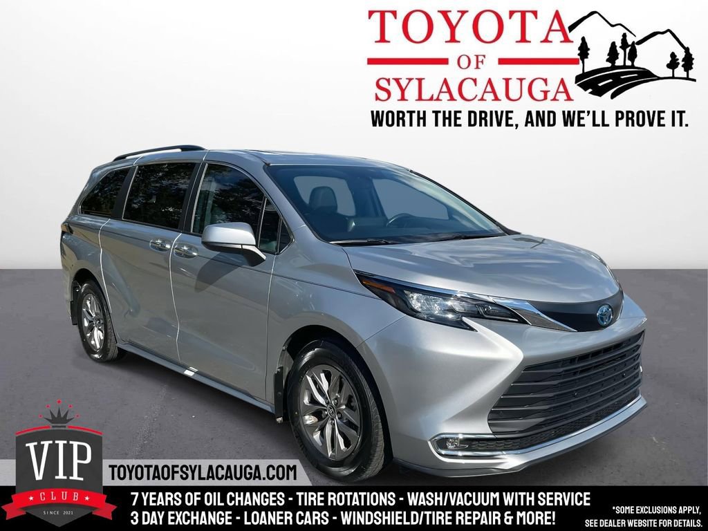 Used 2024 Toyota Sienna XLE