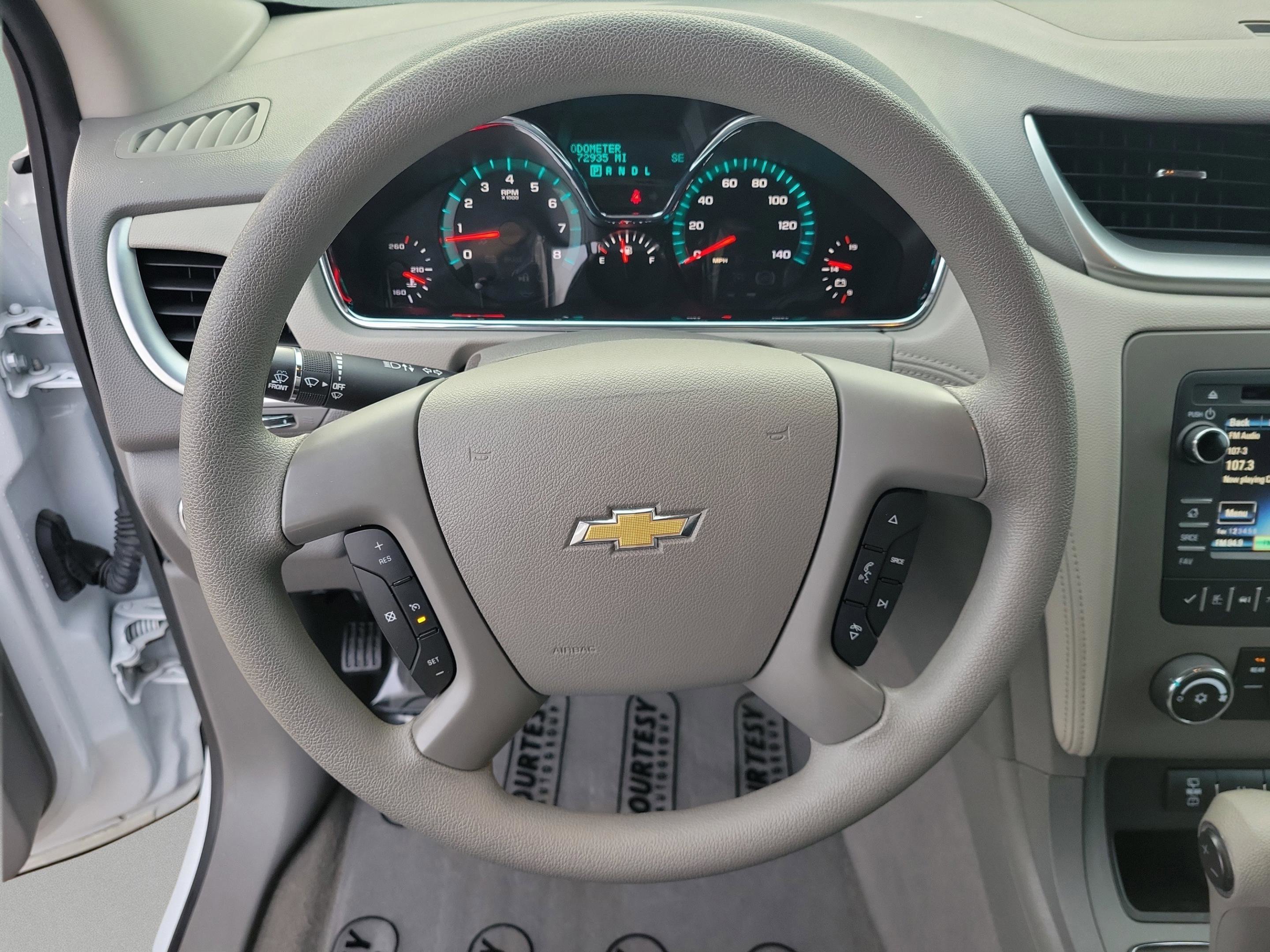 Used 2017 Chevrolet Traverse LS image 18