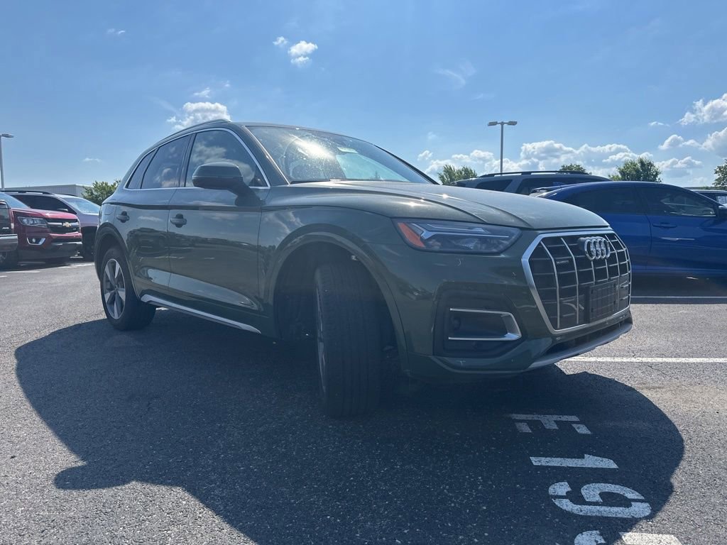 Used 2023 Audi Q5 2.0T Premium w/ Convenience Package AWD/4WD image 13