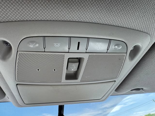 Used 2018 Nissan Sentra SV w/ Premium Package (P01) FWD image 38