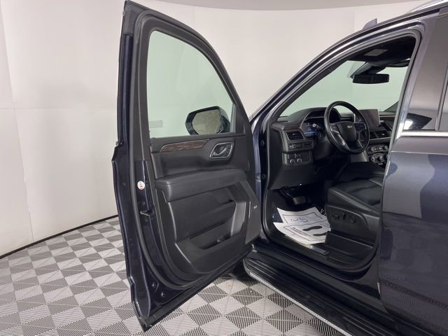 Used 2024 Chevrolet Tahoe LT RWD image 16
