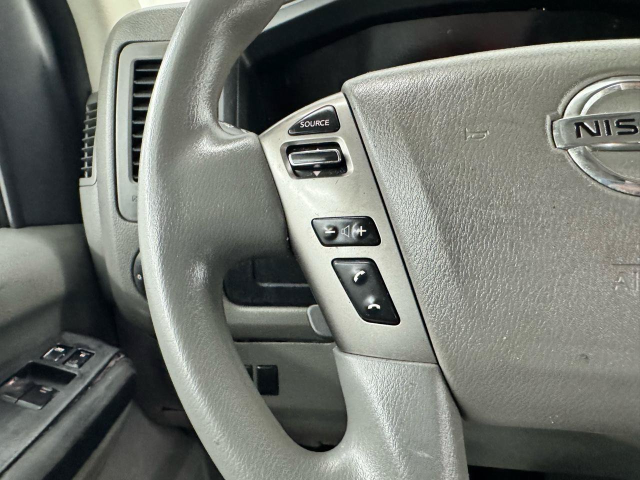 Used 2019 Nissan NV 3500 S RWD image 19