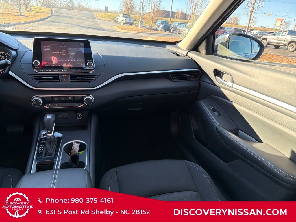 Certified 2022 Nissan Altima 2.5 SV FWD image 34