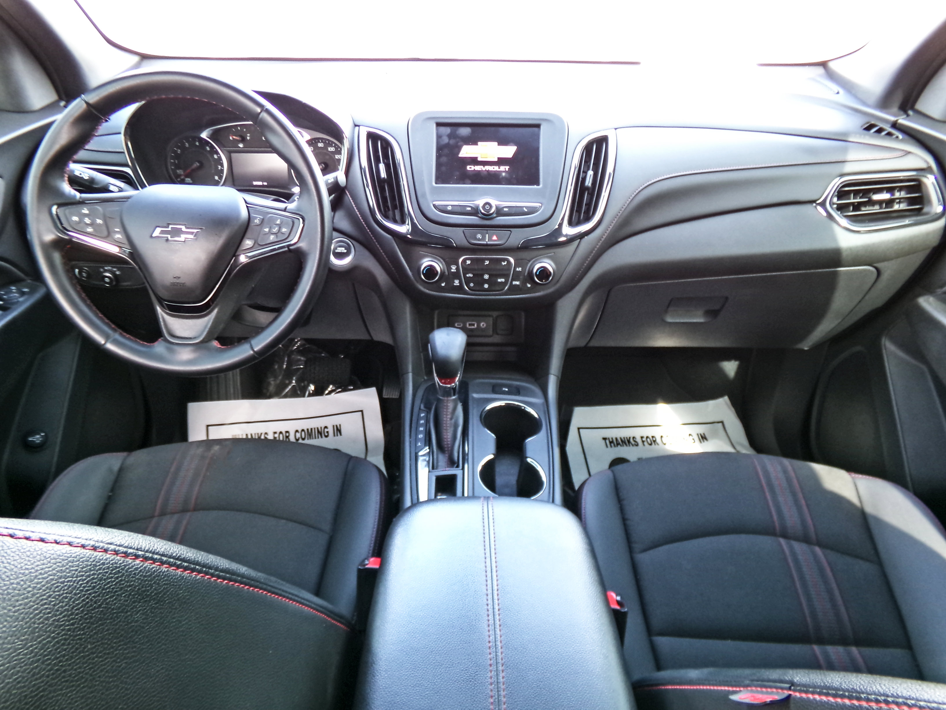 Used 2023 Chevrolet Equinox RS FWD image 7