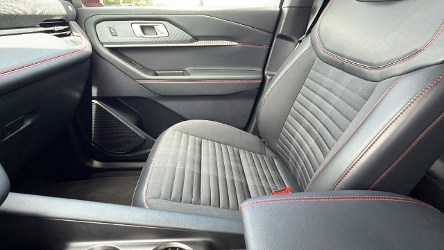 Used 2026 Ford Explorer ST-Line RWD image 24