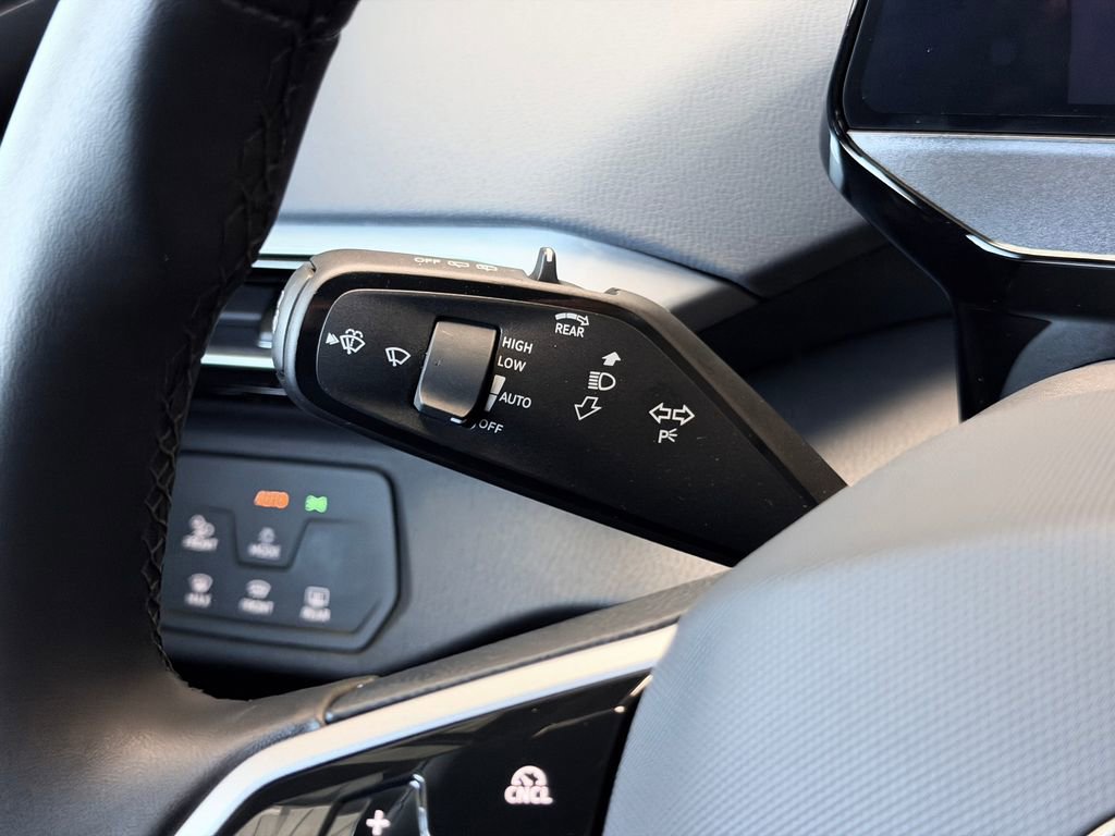 New 2026 Volkswagen ID.4 Pro S Plus AWD/4WD image 14