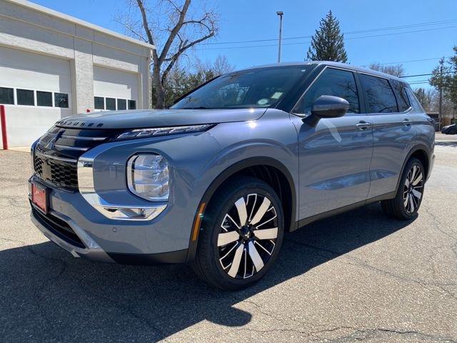 New 2026 Mitsubishi Outlander SE