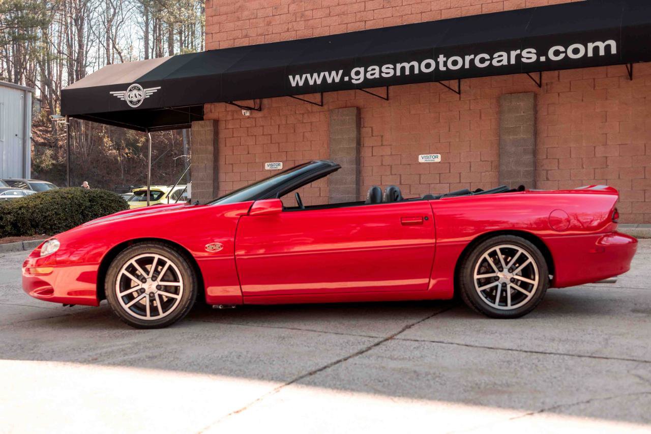 Used 2002 Chevrolet Camaro Z28 w/ SS Performance/Appearance Pkg image 11