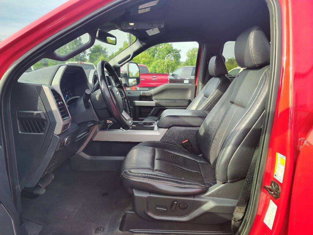 Used 2022 Ford F350 Lariat w/ Chrome Package AWD/4WD image 18